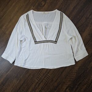 Elodie White V-Neck Blouse with Black Embroidery BOHO 100% Rayon